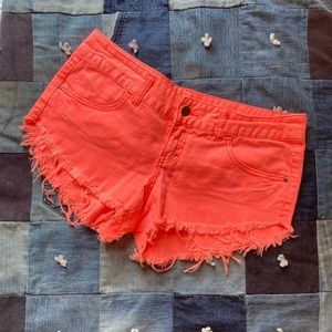 Billabong coral cut off shorts
